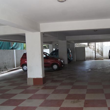 Hotel Siroy Classic Guwahati Ngoại thất bức ảnh