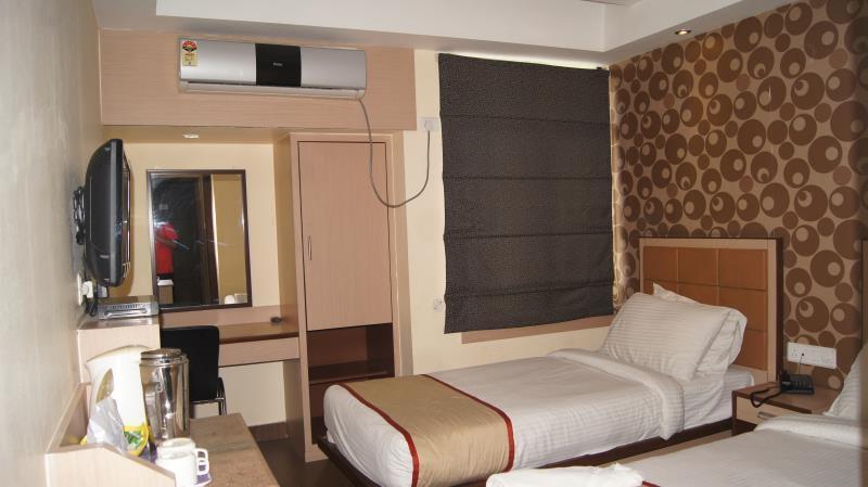 Hotel Siroy Classic Guwahati Ngoại thất bức ảnh