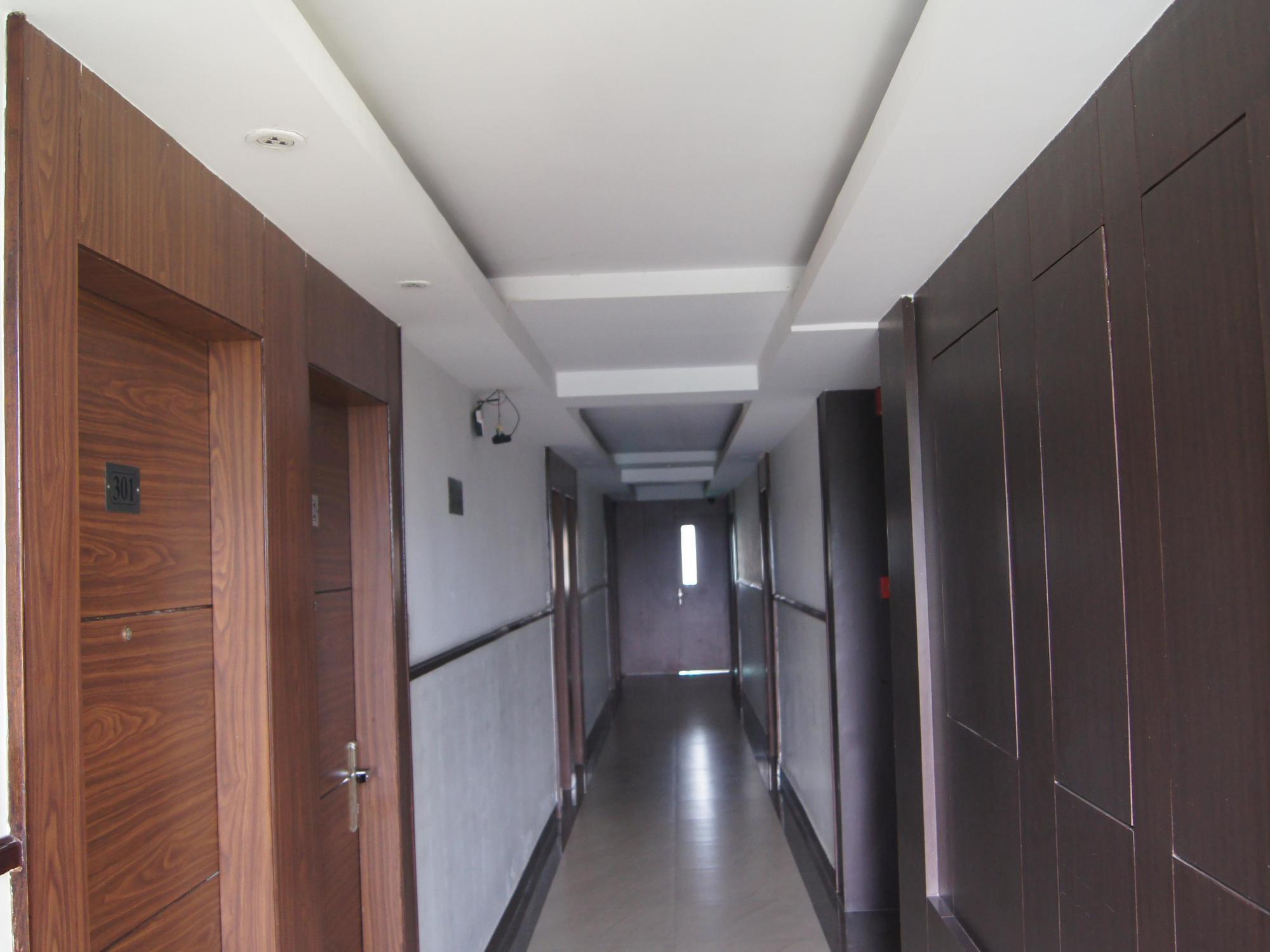 Hotel Siroy Classic Guwahati Ngoại thất bức ảnh